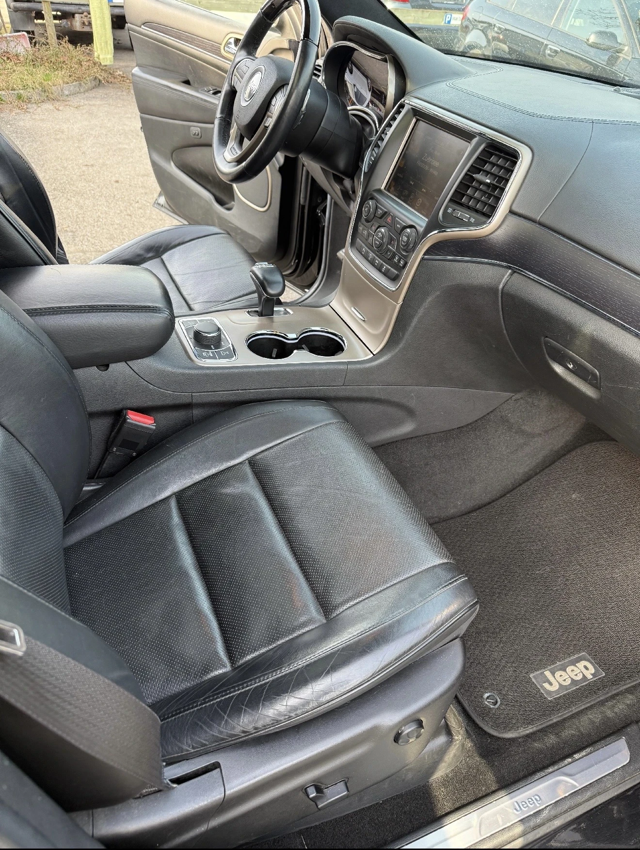 Jeep Grand cherokee 3.0CRD* SUMMIT* ШВЕЙЦАРИЯ* , снимка 11 - Автомобили и джипове - 54681453