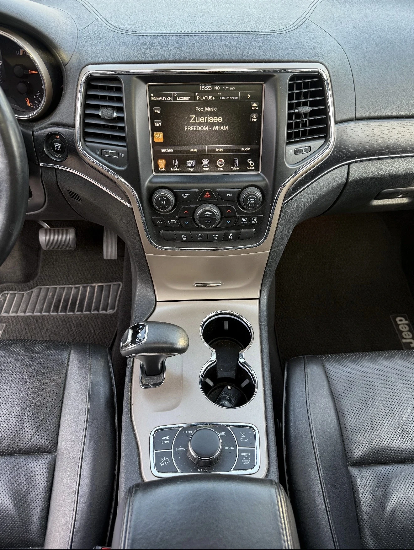 Jeep Grand cherokee 3.0CRD* SUMMIT* ШВЕЙЦАРИЯ* , снимка 12 - Автомобили и джипове - 54681453
