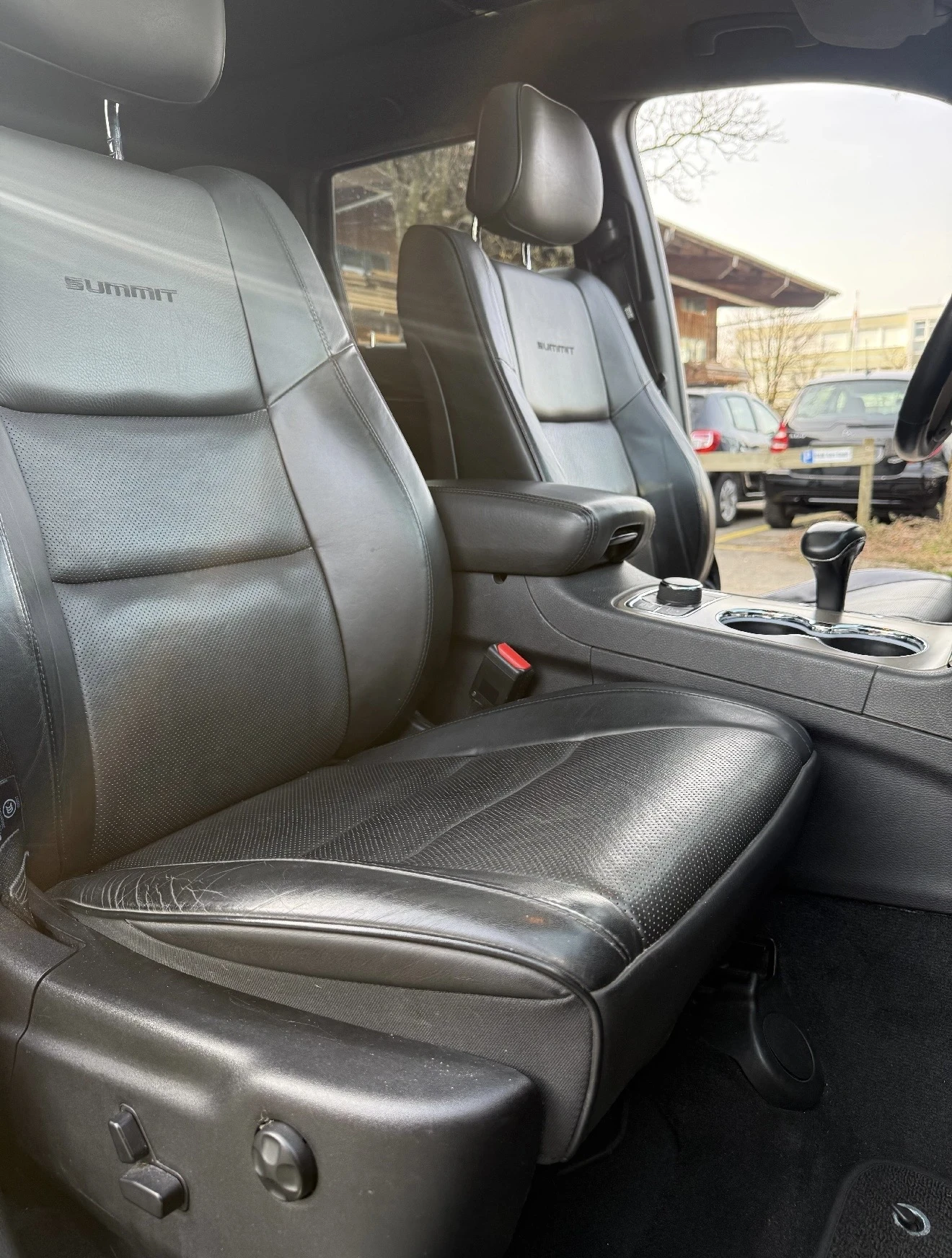 Jeep Grand cherokee 3.0CRD* SUMMIT* ШВЕЙЦАРИЯ* , снимка 14 - Автомобили и джипове - 54681453