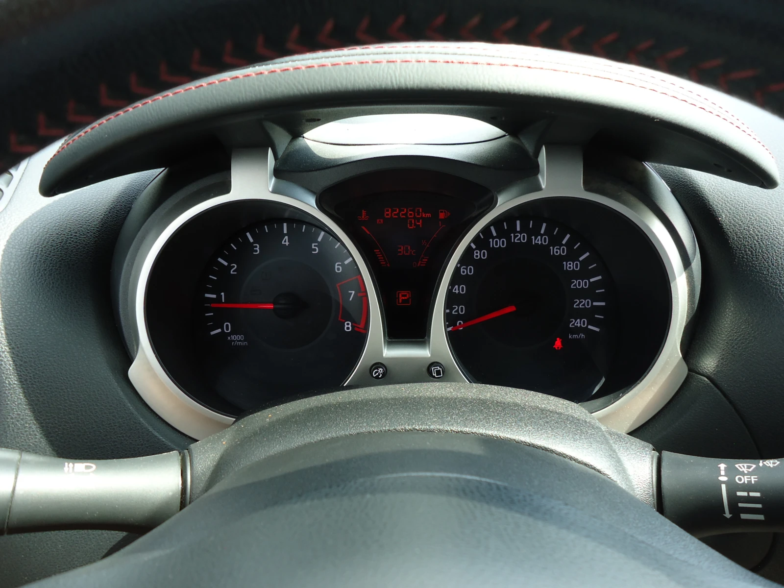 Nissan Juke 1.6I АВТОМАТИК 82 260 км., снимка 14 - Автомобили и джипове - 54823488
