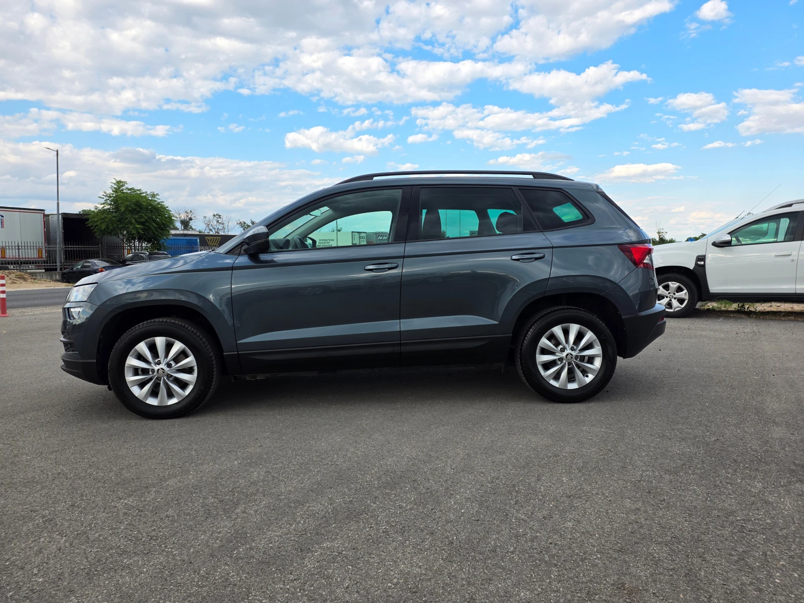 Skoda Karoq А/Т 150кс, снимка 2 - Автомобили и джипове - 55536666