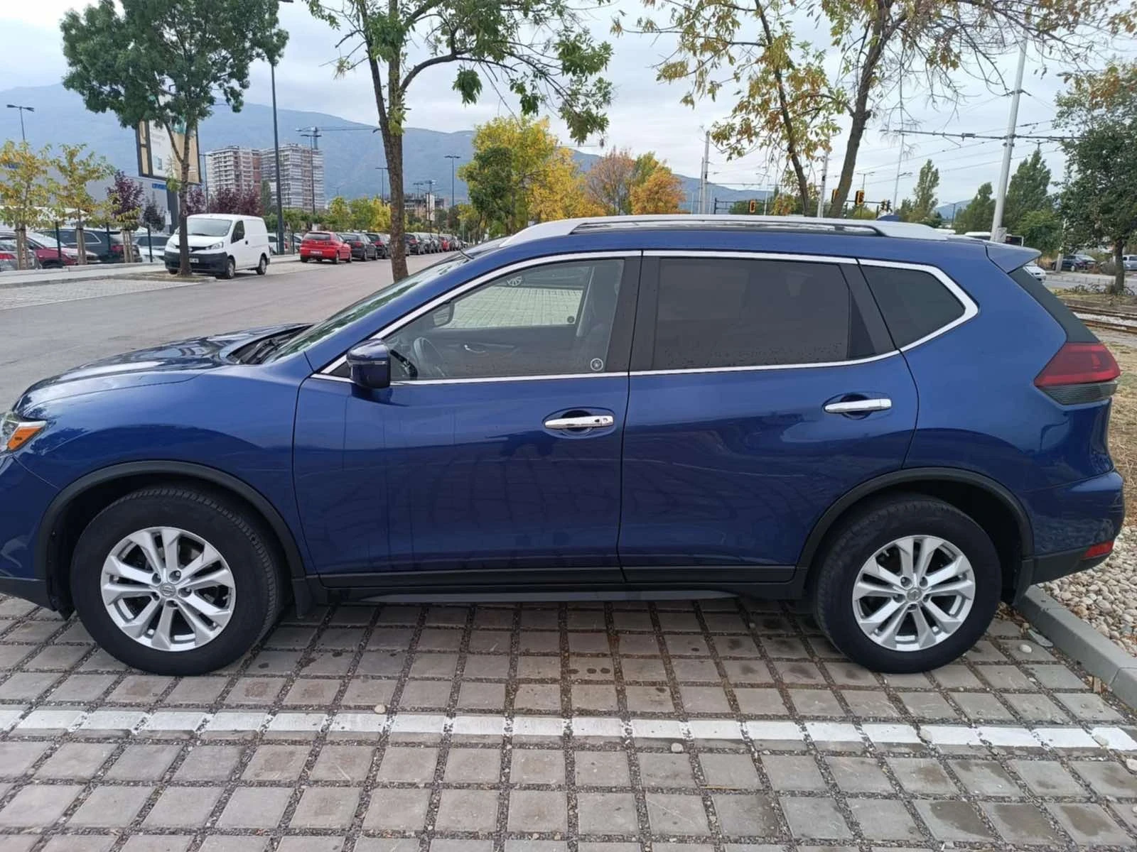 Nissan Rogue, снимка 8 - Автомобили и джипове - 55788005