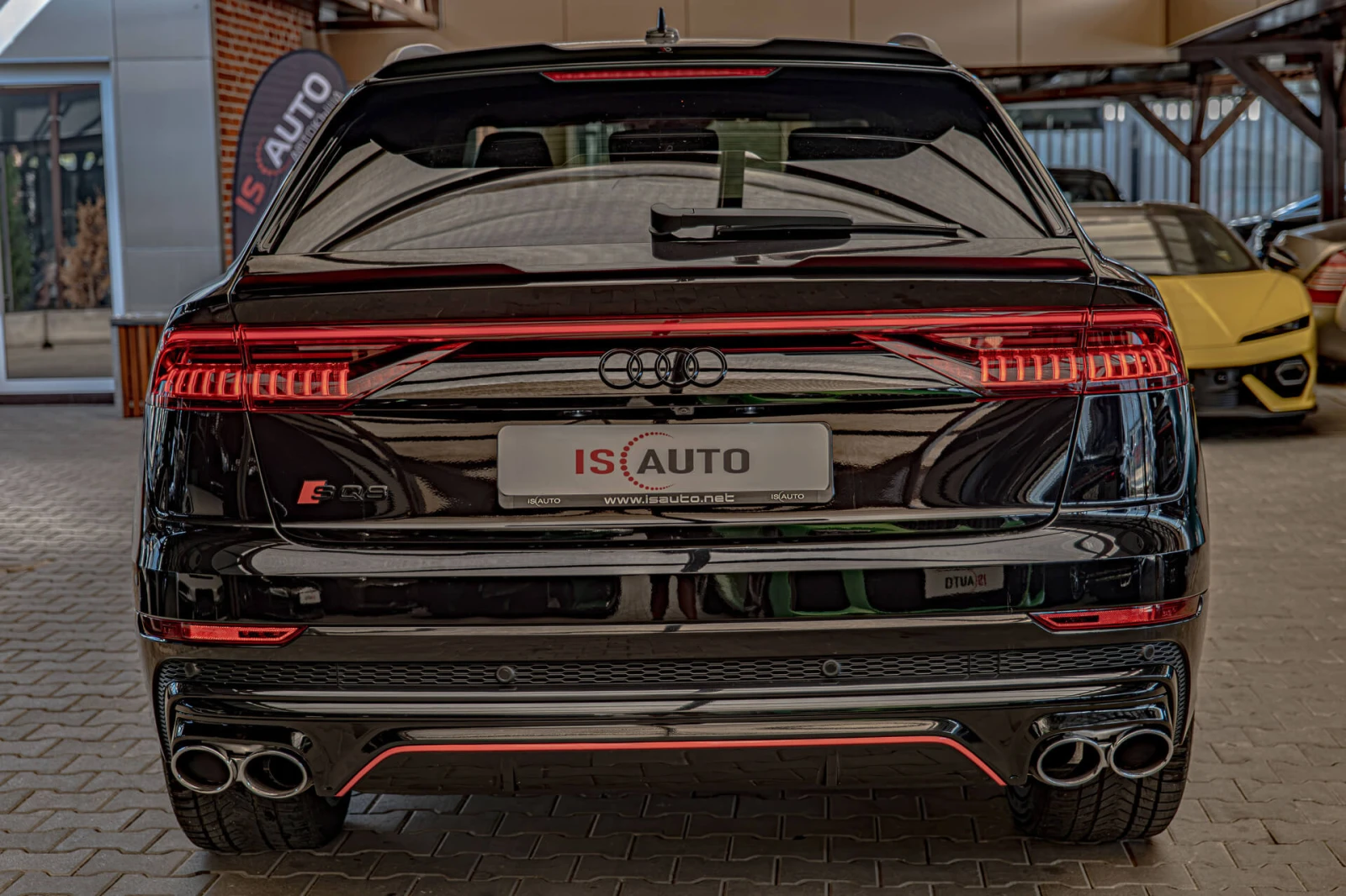Audi SQ8 4.0TDI/Carbon/Bang&Olufsen/Камера 360/Pano/Distr./, снимка 4 - Автомобили и джипове - 55903500