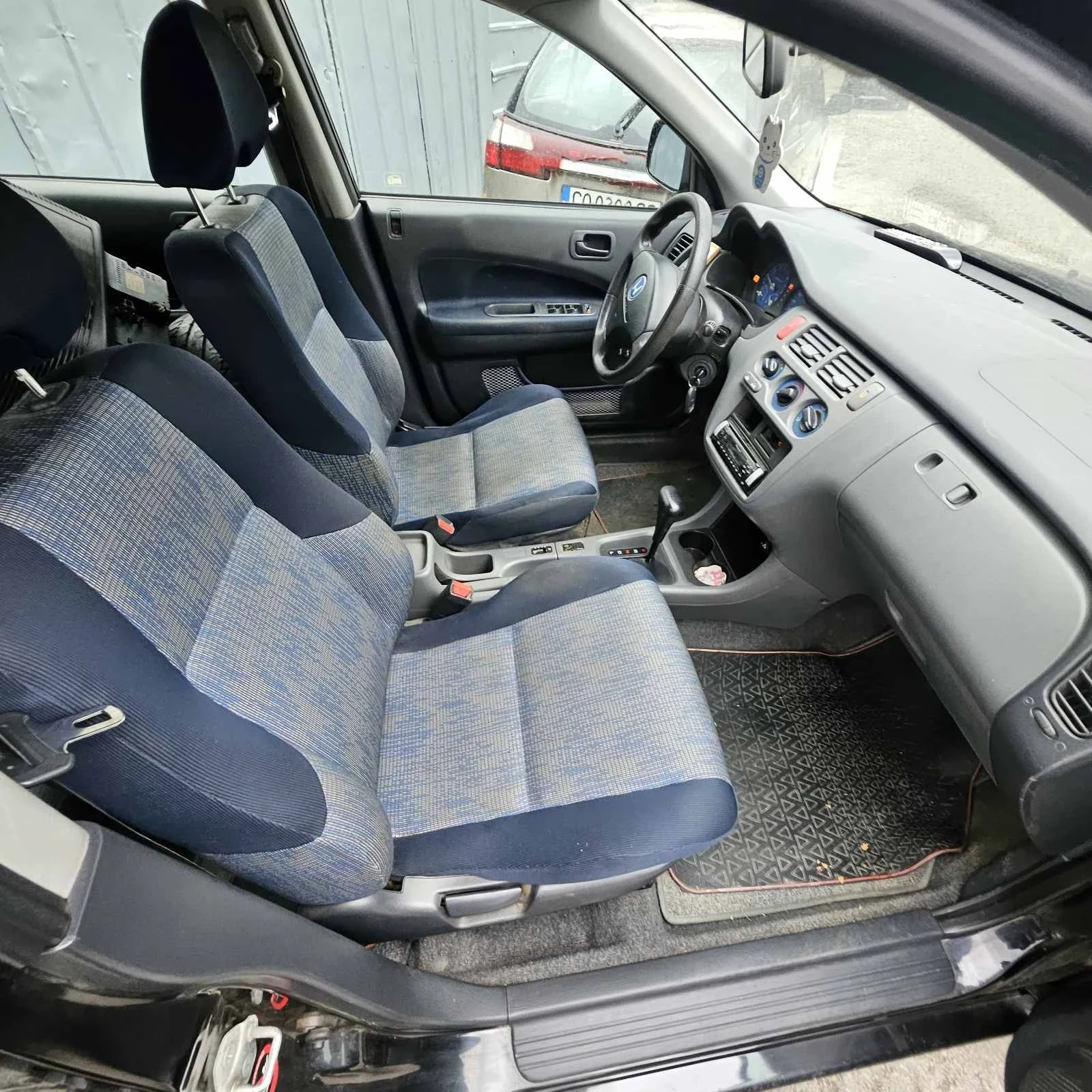 Honda Hr-v, снимка 4 - Автомобили и джипове - 56551807