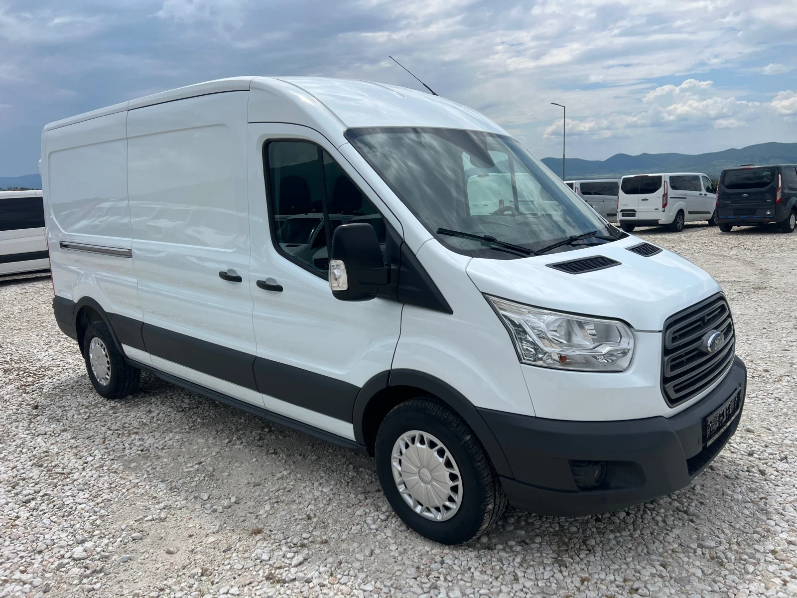 Ford Transit EURO6b, снимка 2 - Бусове и автобуси - 54693046