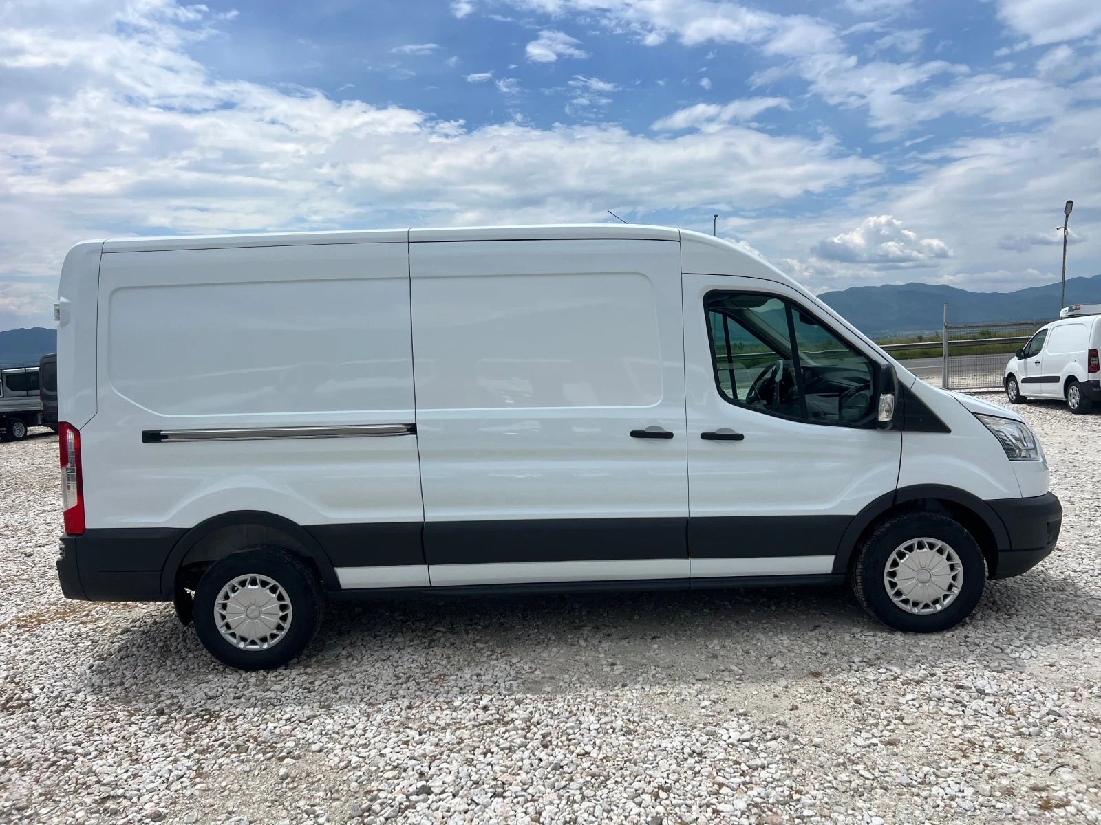 Ford Transit EURO6b, снимка 5 - Бусове и автобуси - 54693046