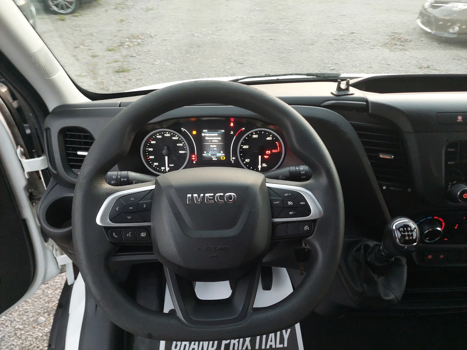 Iveco Daily 35-140, снимка 15 - Бусове и автобуси - 55136180