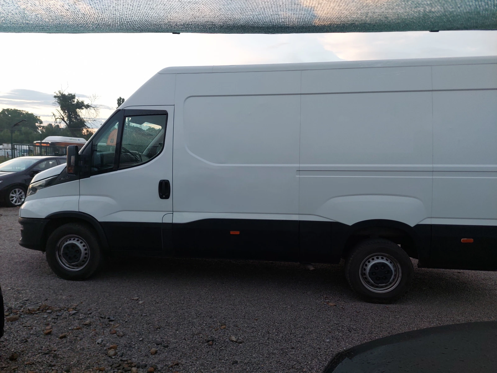 Iveco Daily 35-140, снимка 9 - Бусове и автобуси - 55136180