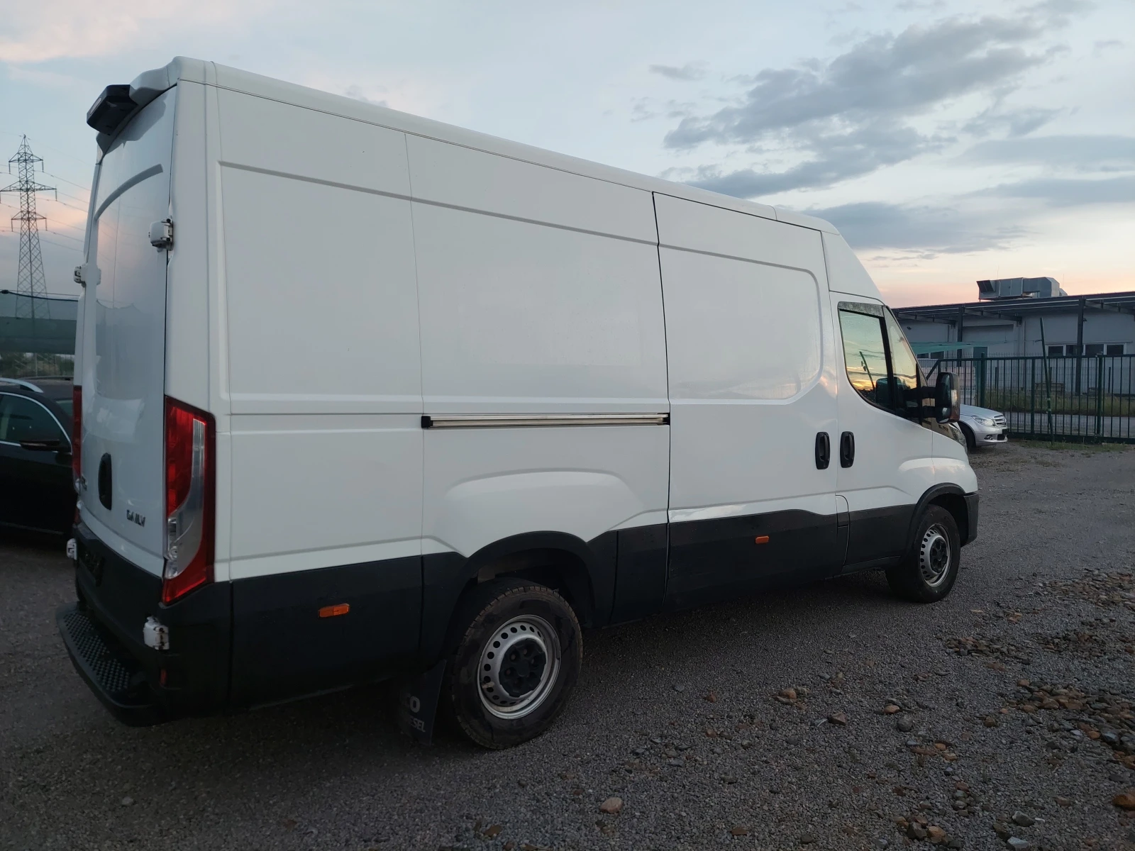 Iveco Daily 35-140, снимка 5 - Бусове и автобуси - 55136180