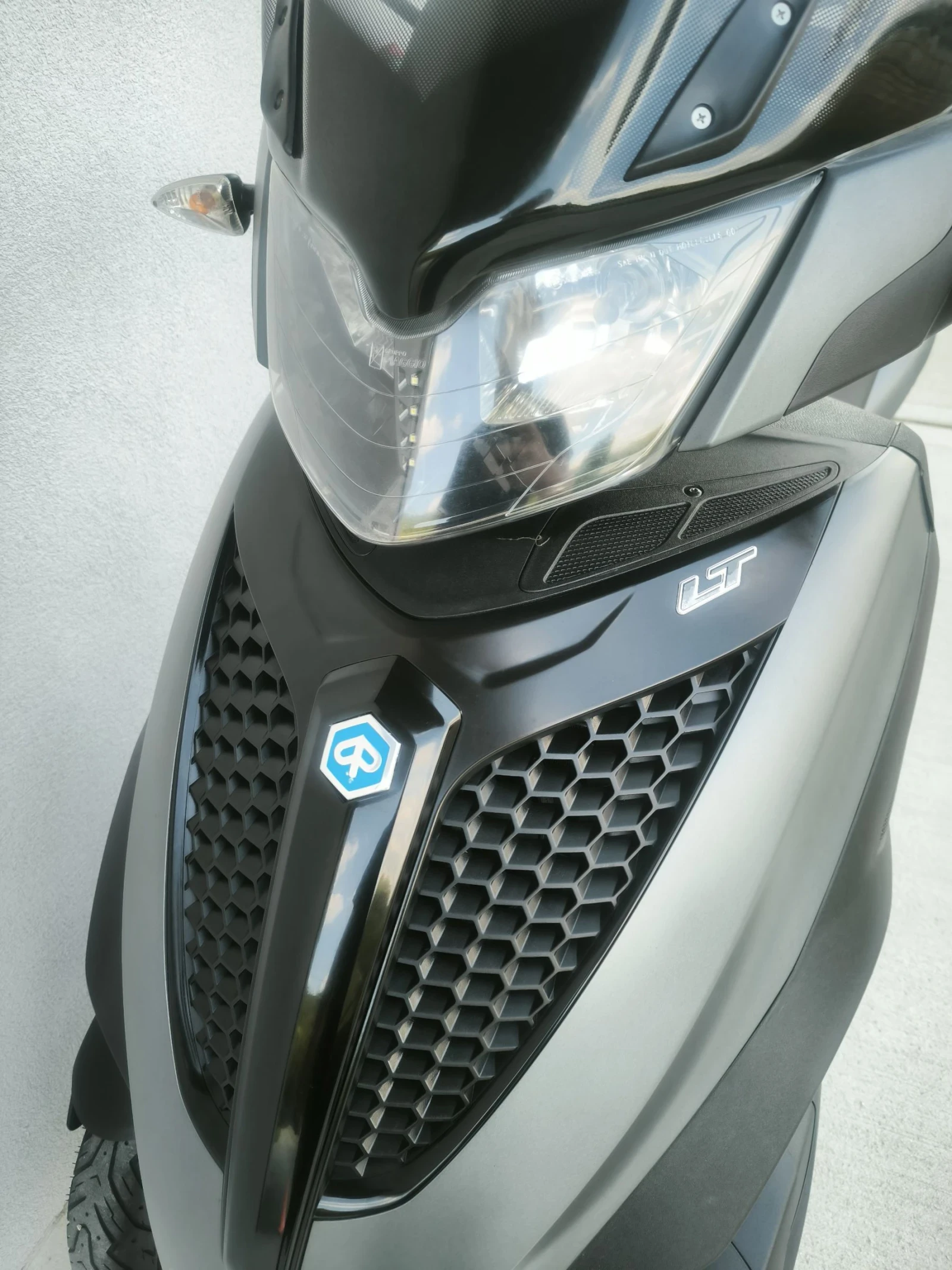 Piaggio Mp3 300 ie LT, 2018 година  - изображение 9