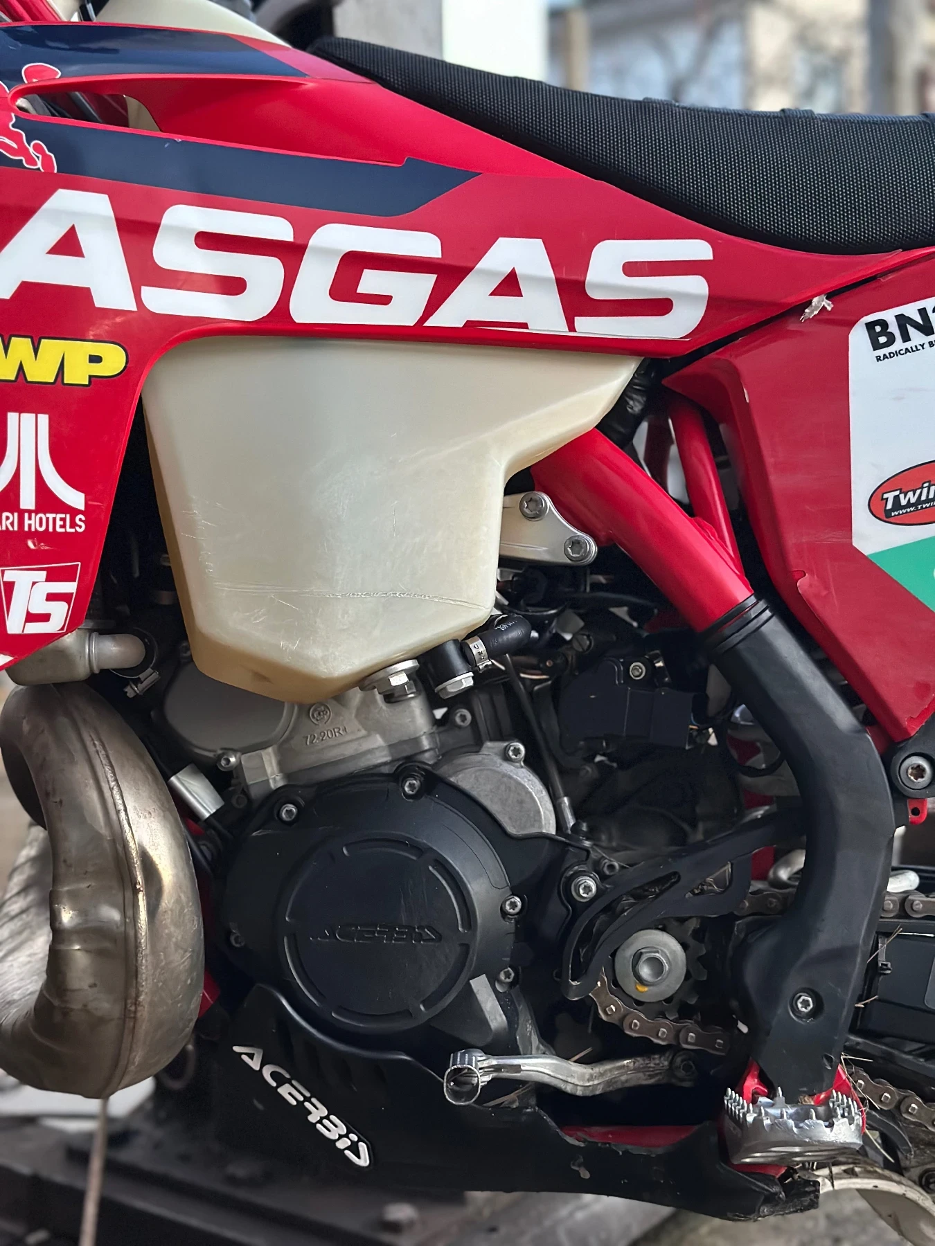 GASGAS EC Гардове acerbis тунинг степенки перка - изображение 9