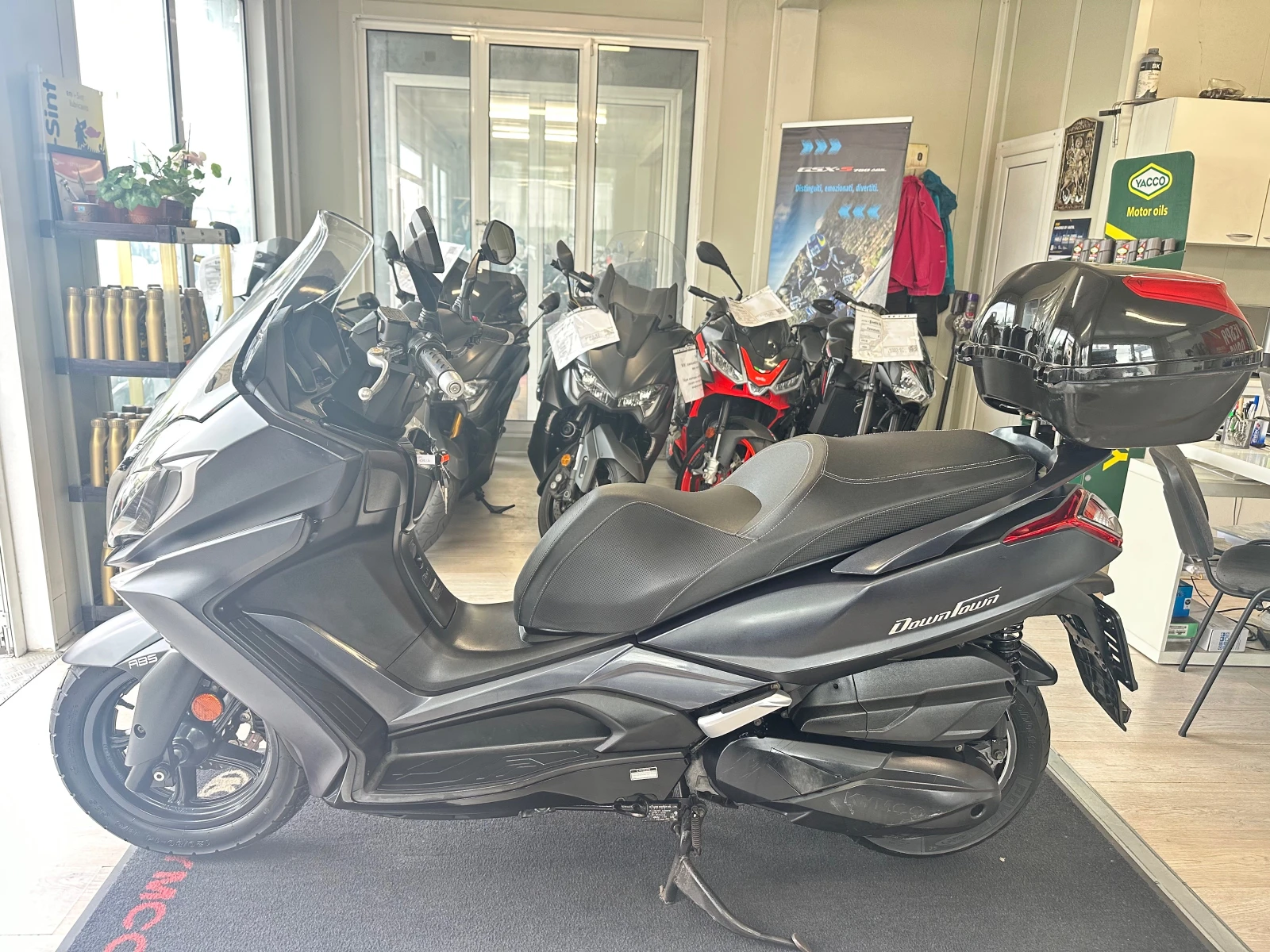 Kymco Downtown 350i ABS 11.2017г., снимка 16 - Мотоциклети и мототехника - 54604774