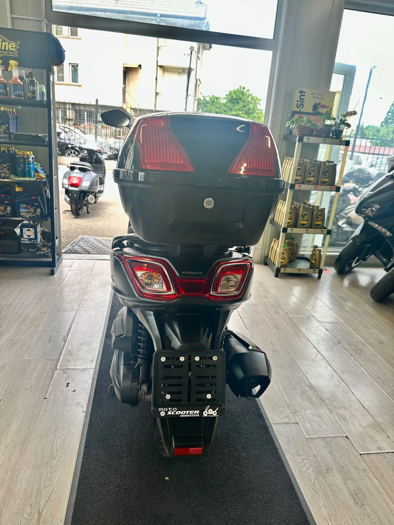 Kymco Downtown 350i ABS 11.2017г., снимка 6 - Мотоциклети и мототехника - 54604774