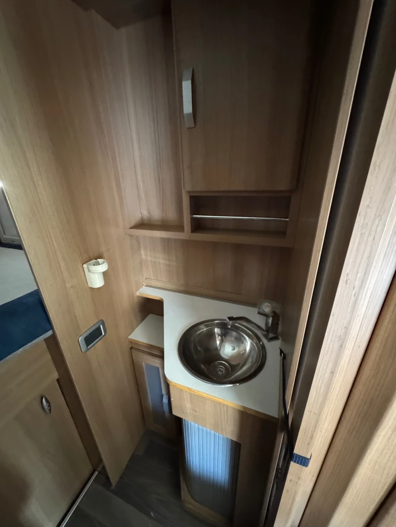 Кемпер Fiat Ducato, снимка 16 - Каравани и кемпери - 53336788