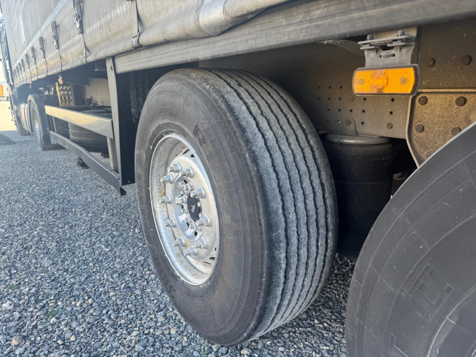 Полуремарке Schmitz SCB S3T, снимка 10 - Ремаркета - 53787945