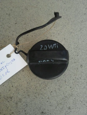 Капачка резервоар вътрешна Тойота Рав4 2.0Б 07г.