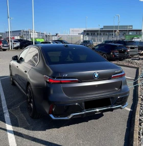 BMW i7 xDrive60 M-Sport pack, снимка 3