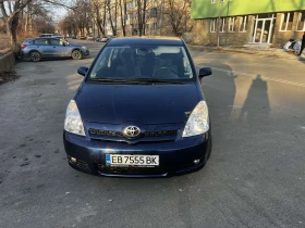 Toyota Corolla verso, снимка 1