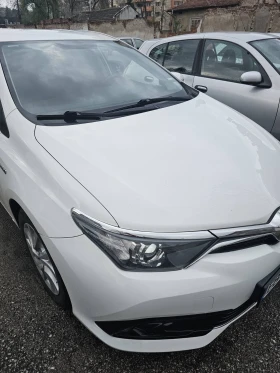Обява за продажба на Toyota Auris 1.8Hybrid/EU-6B ~20 000 лв. - изображение 1