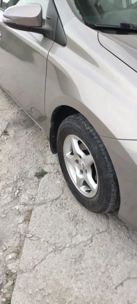 Toyota Auris 1.4 d4d 90hp | Mobile.bg    16