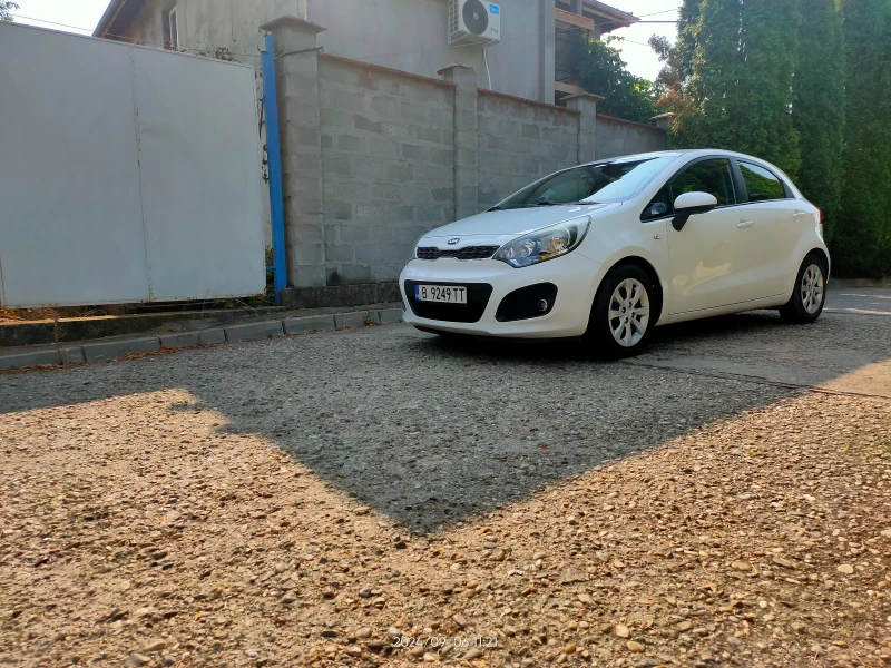 Kia Rio, снимка 2 - Автомобили и джипове - 47156258