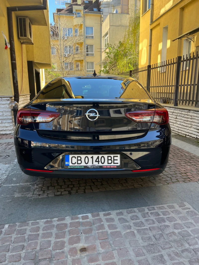 Opel Insignia Grand sport, снимка 5 - Автомобили и джипове - 47675762