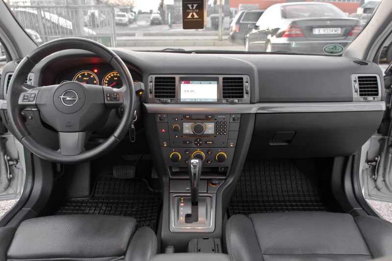 Opel Signum 1.9 150k.s Automat full, снимка 14 - Автомобили и джипове - 48647511