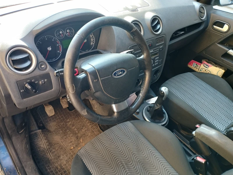 Ford Fusion 1.6 TDCI, снимка 5 - Автомобили и джипове - 49050496