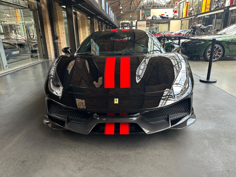 Ferrari 488 PISTA/ CERAMIC/ FULL CARBON/ CAMERA/, снимка 2 - Автомобили и джипове - 49162846