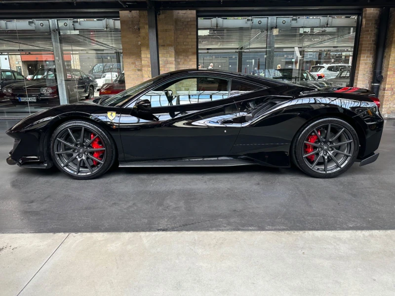 Ferrari 488 PISTA/ CERAMIC/ FULL CARBON/ CAMERA/, снимка 4 - Автомобили и джипове - 49162846