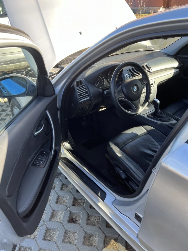 BMW 118 Automatic, снимка 7 - Автомобили и джипове - 51907947
