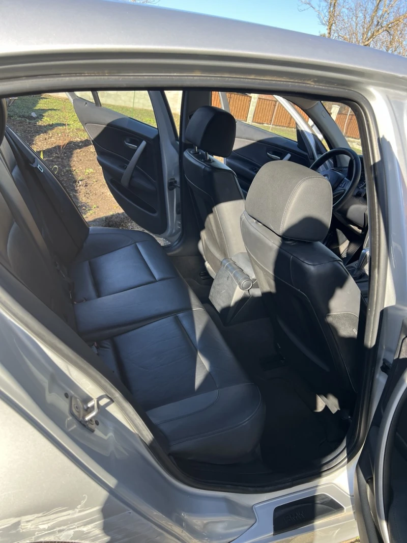 BMW 118 Automatic, снимка 3 - Автомобили и джипове - 51907947