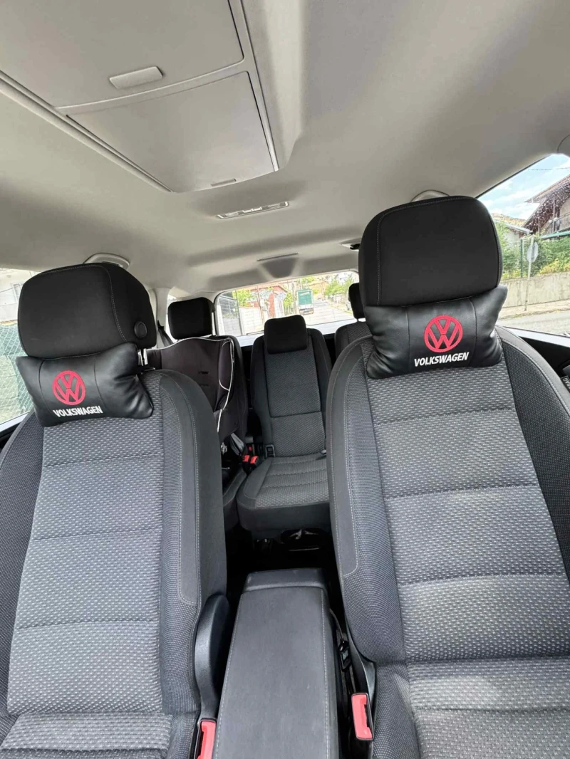 VW Touran, снимка 4 - Автомобили и джипове - 50972971