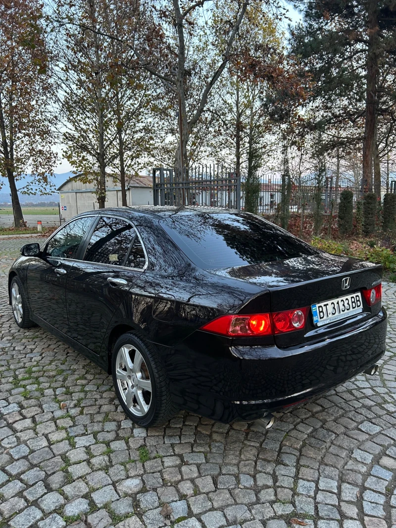 Honda Accord 2.4 i-Vitec Executive , снимка 5 - Автомобили и джипове - 52425886