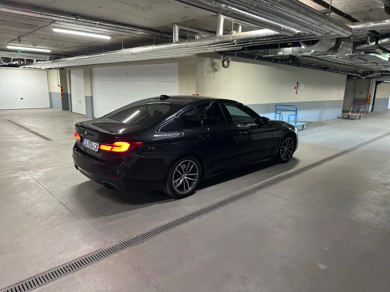 BMW 530 D xDrive M Sport Lci, снимка 4 - Автомобили и джипове - 53142291