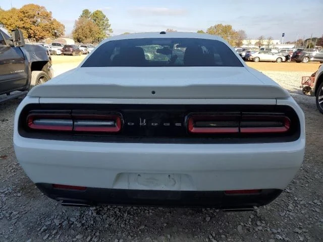 Dodge Challenger, снимка 6 - Автомобили и джипове - 48815129