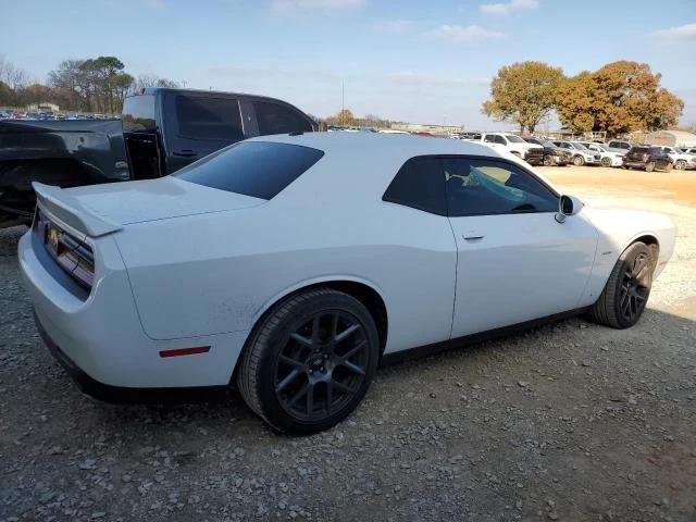 Dodge Challenger, снимка 3 - Автомобили и джипове - 48815129