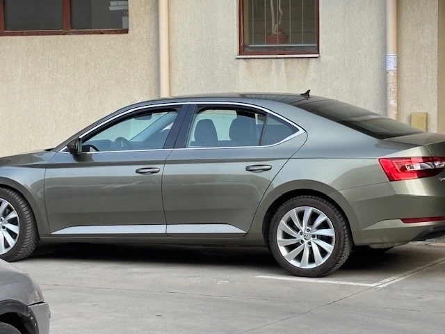 Skoda Superb business, снимка 3 - Автомобили и джипове - 54042847
