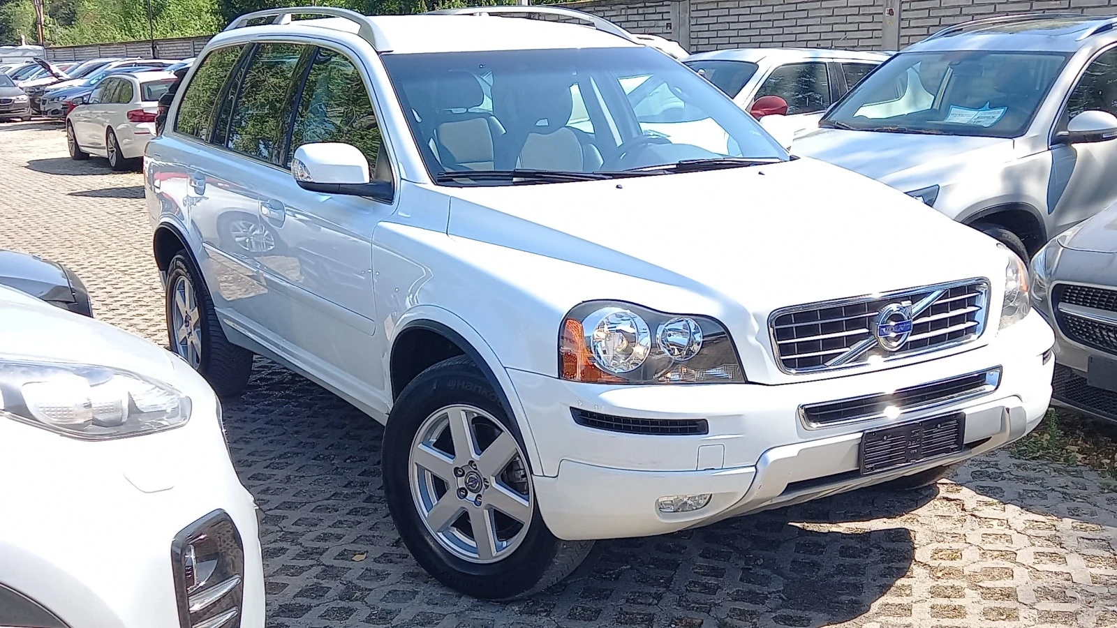 Volvo Xc90 4Х4 FULL 7-МЕСТА ИЗКЛЮЧИТЕЛНО СЕРВИЗ КНИЖКА УНИКАТ - изображение 2