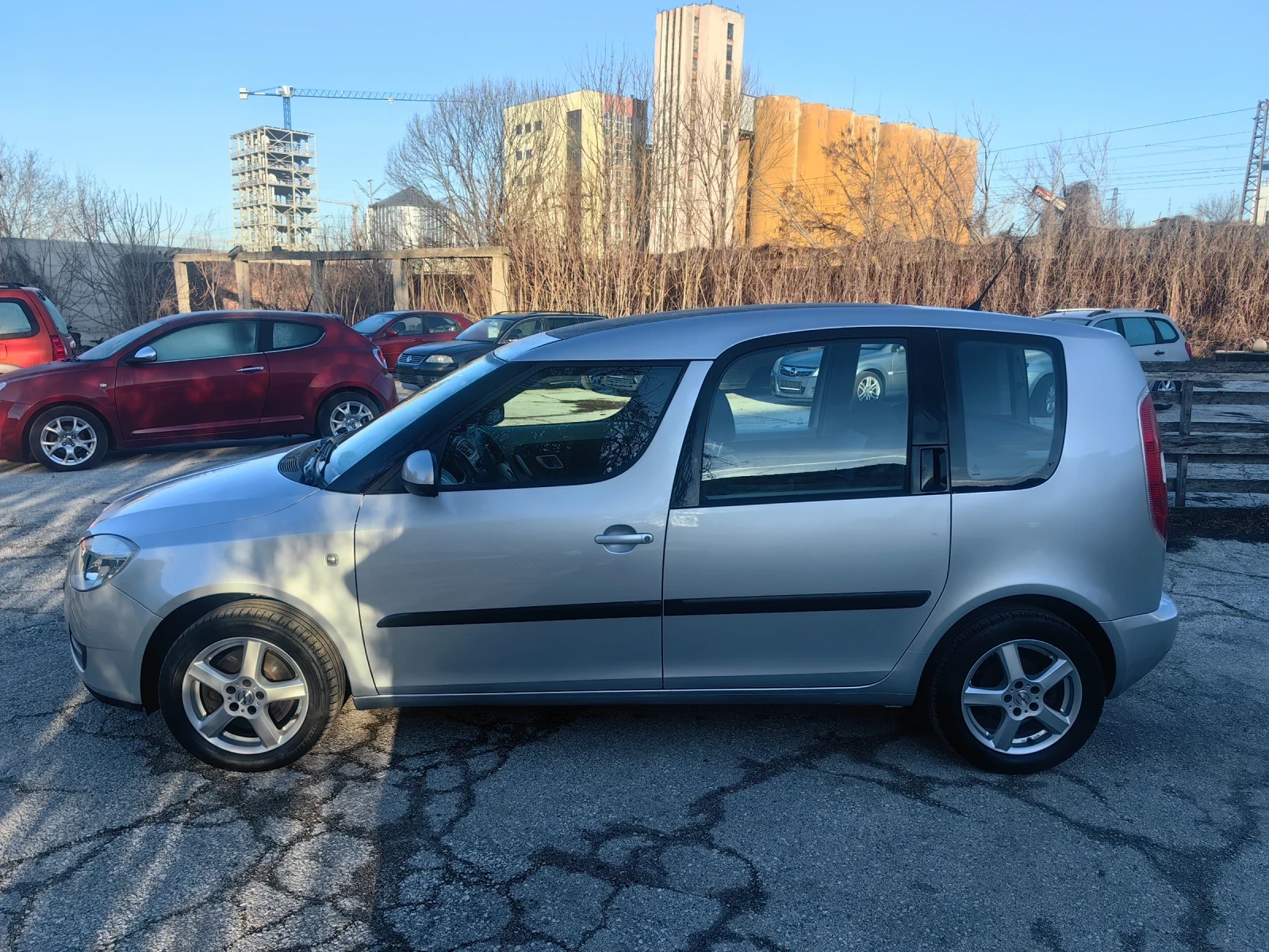 Skoda Roomster 1.6 Бензин 105 кс, Газов Инжекцион, Евро 4 - изображение 6