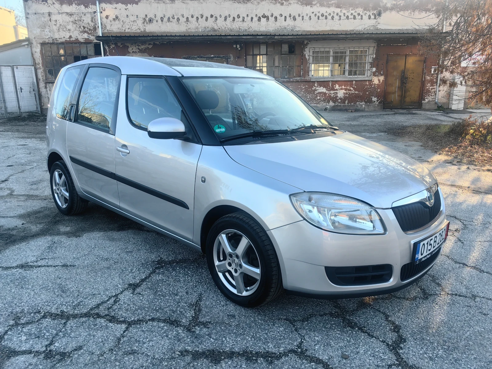 Skoda Roomster 1.6 Бензин 105 кс, Газов Инжекцион, Евро 4 - изображение 3