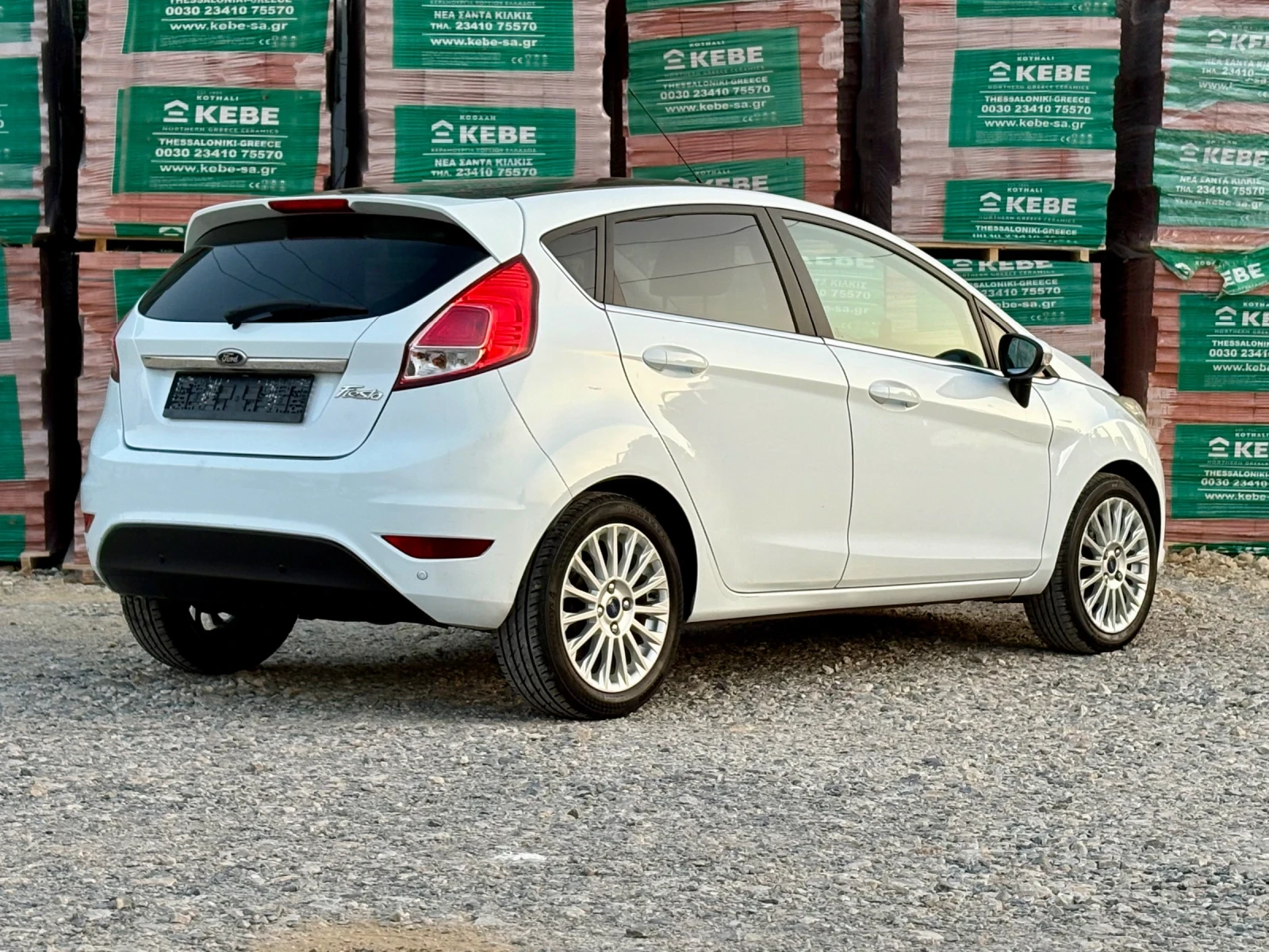 Ford Fiesta Titanium - изображение 7
