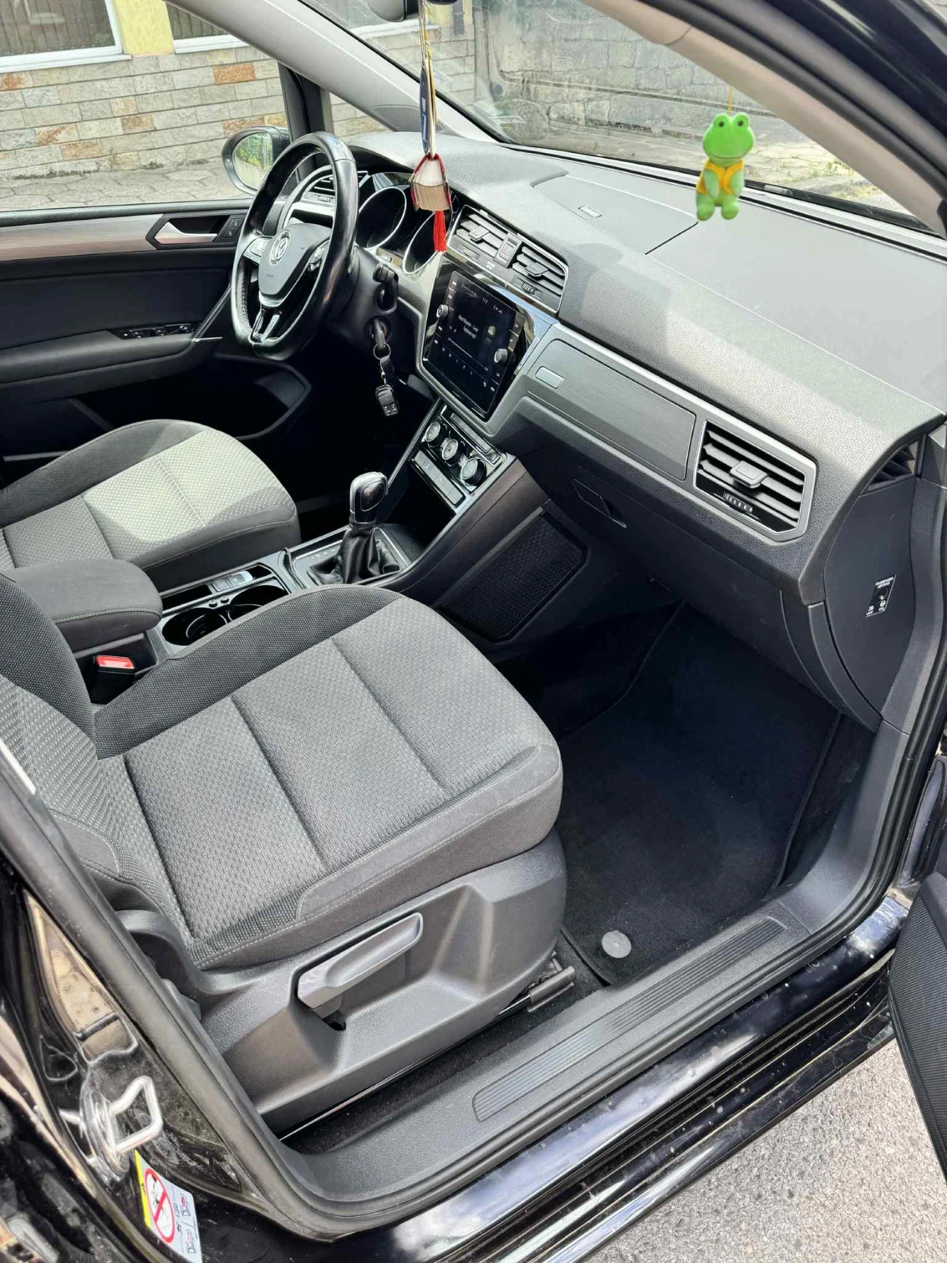 VW Touran  - изображение 8