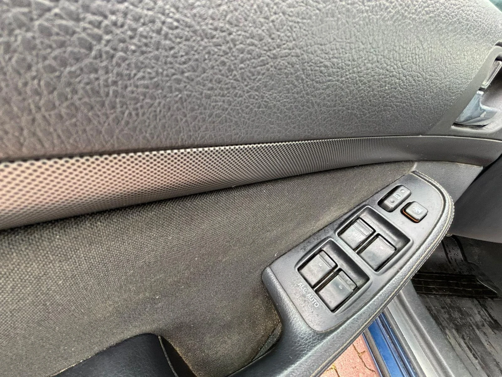 Toyota Avensis 1.6 110/81kw - изображение 8