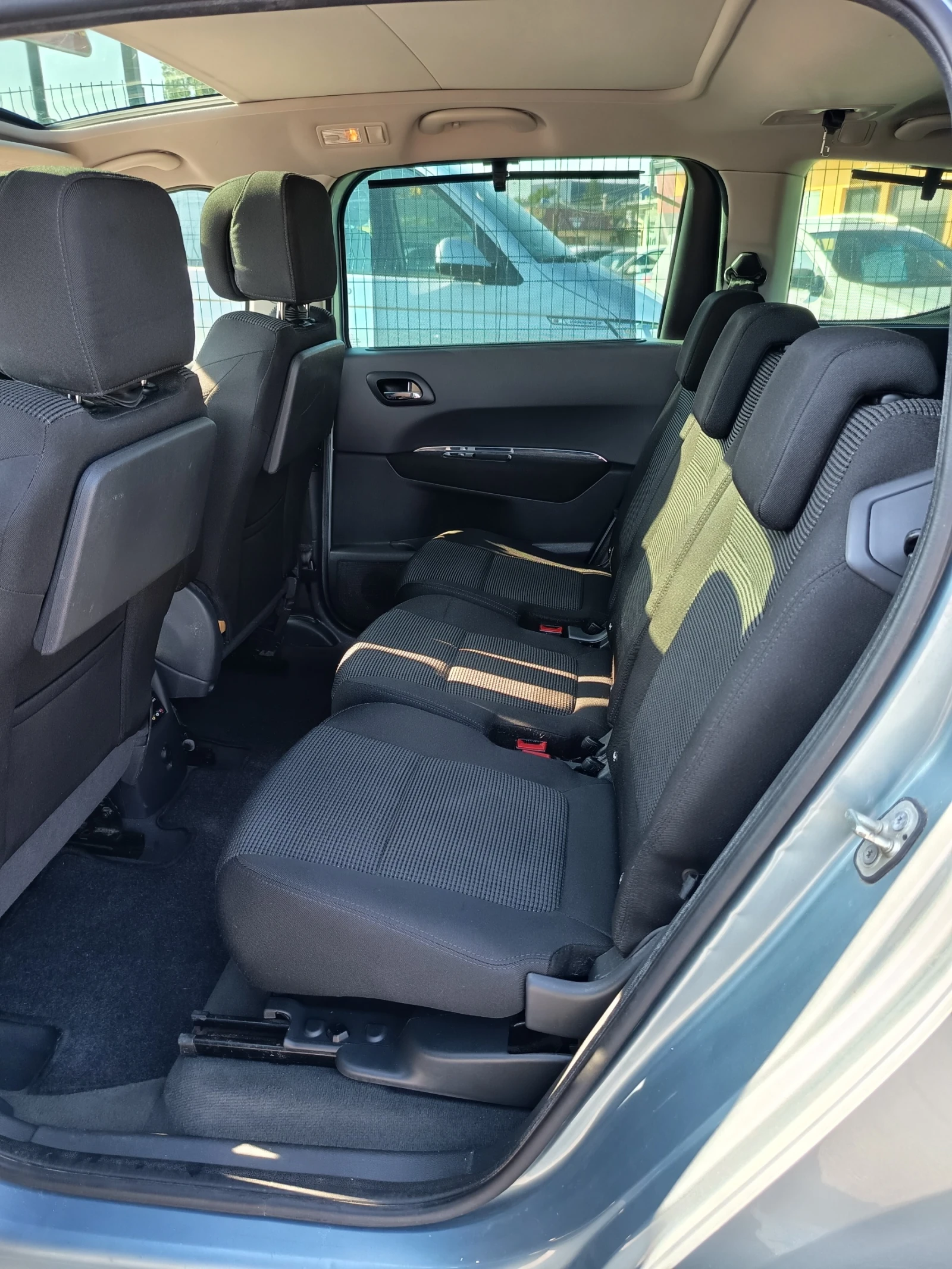 Peugeot 5008 1.6/156к.с 7 МЕСТА - изображение 7