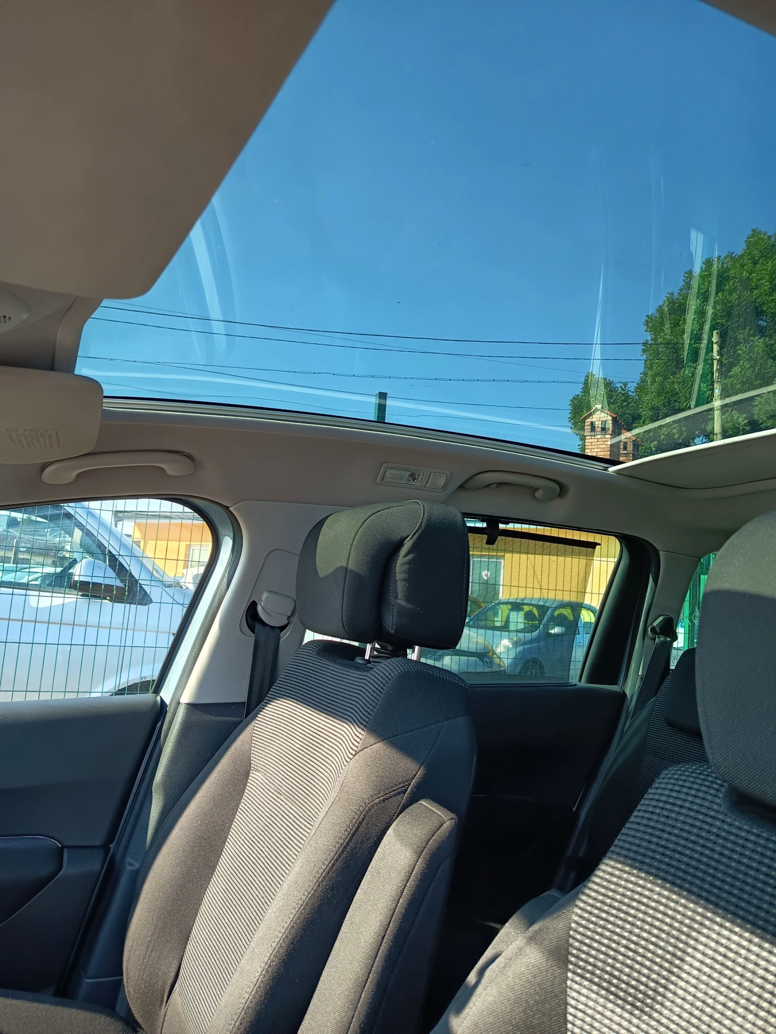 Peugeot 5008 1.6/156к.с 7 МЕСТА - изображение 6
