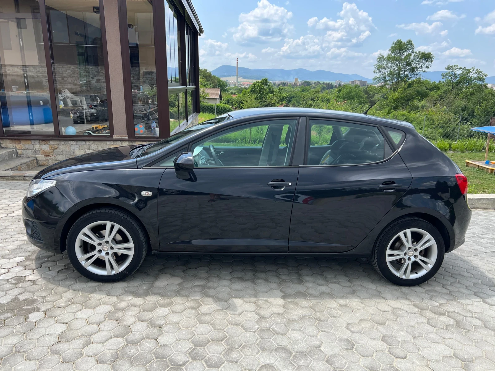 Seat Ibiza  - изображение 9