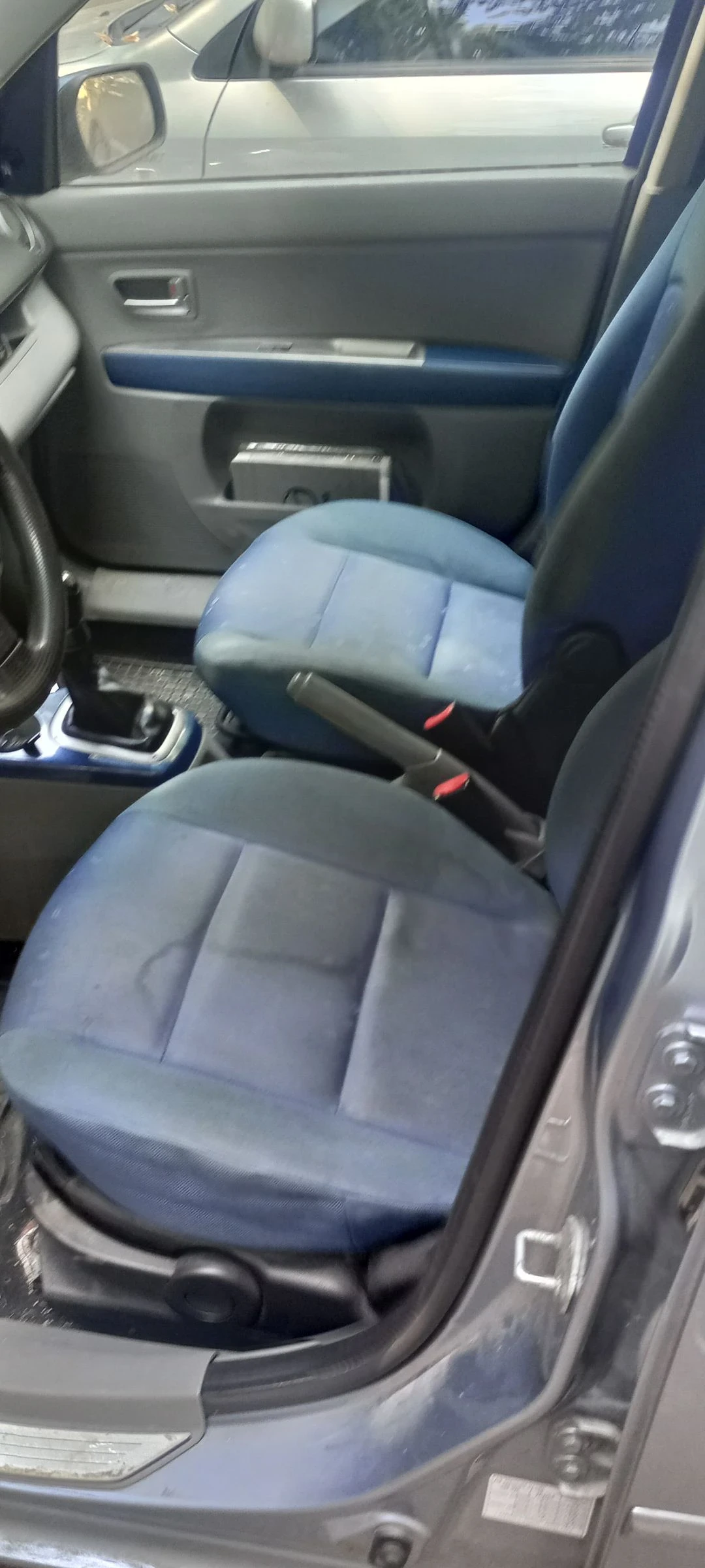 Mazda 2  - изображение 8