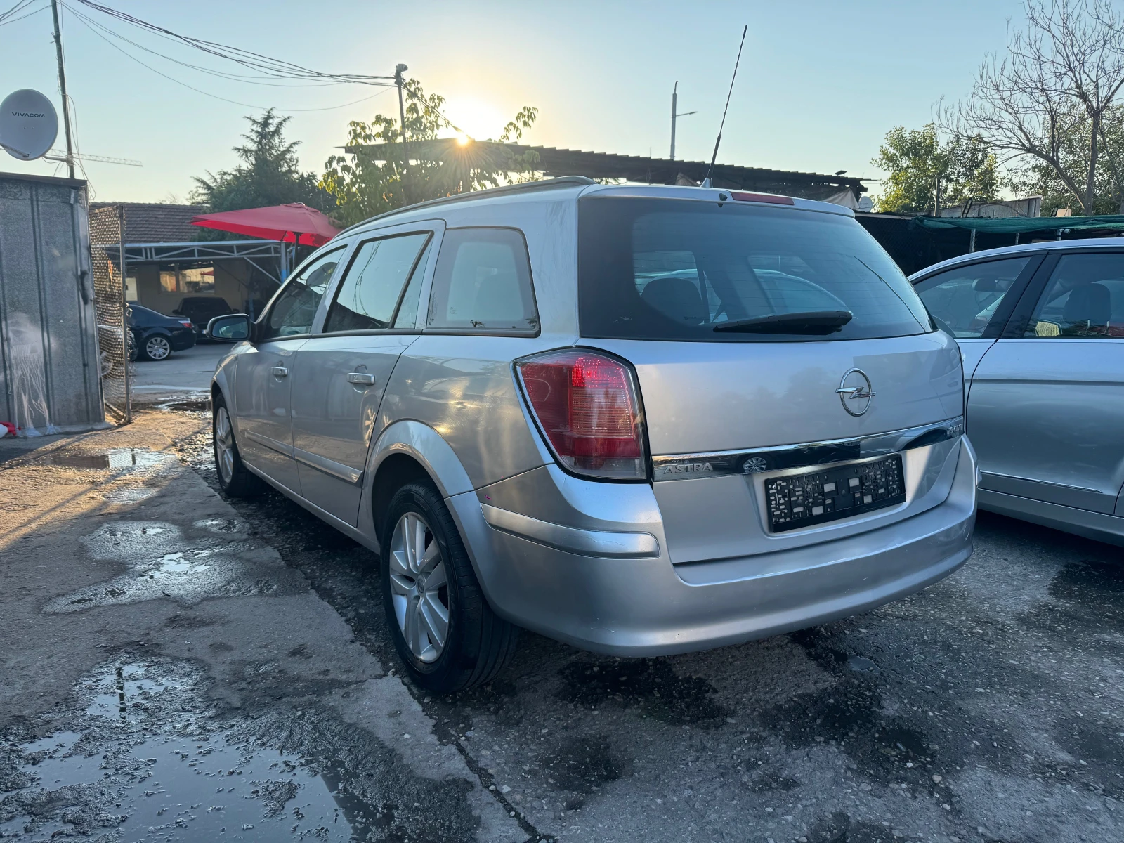 Opel Astra 1.9CDTI 120HP 6 SKOROSTI FACELIFT KLIMA 2010G EUR5 - изображение 7