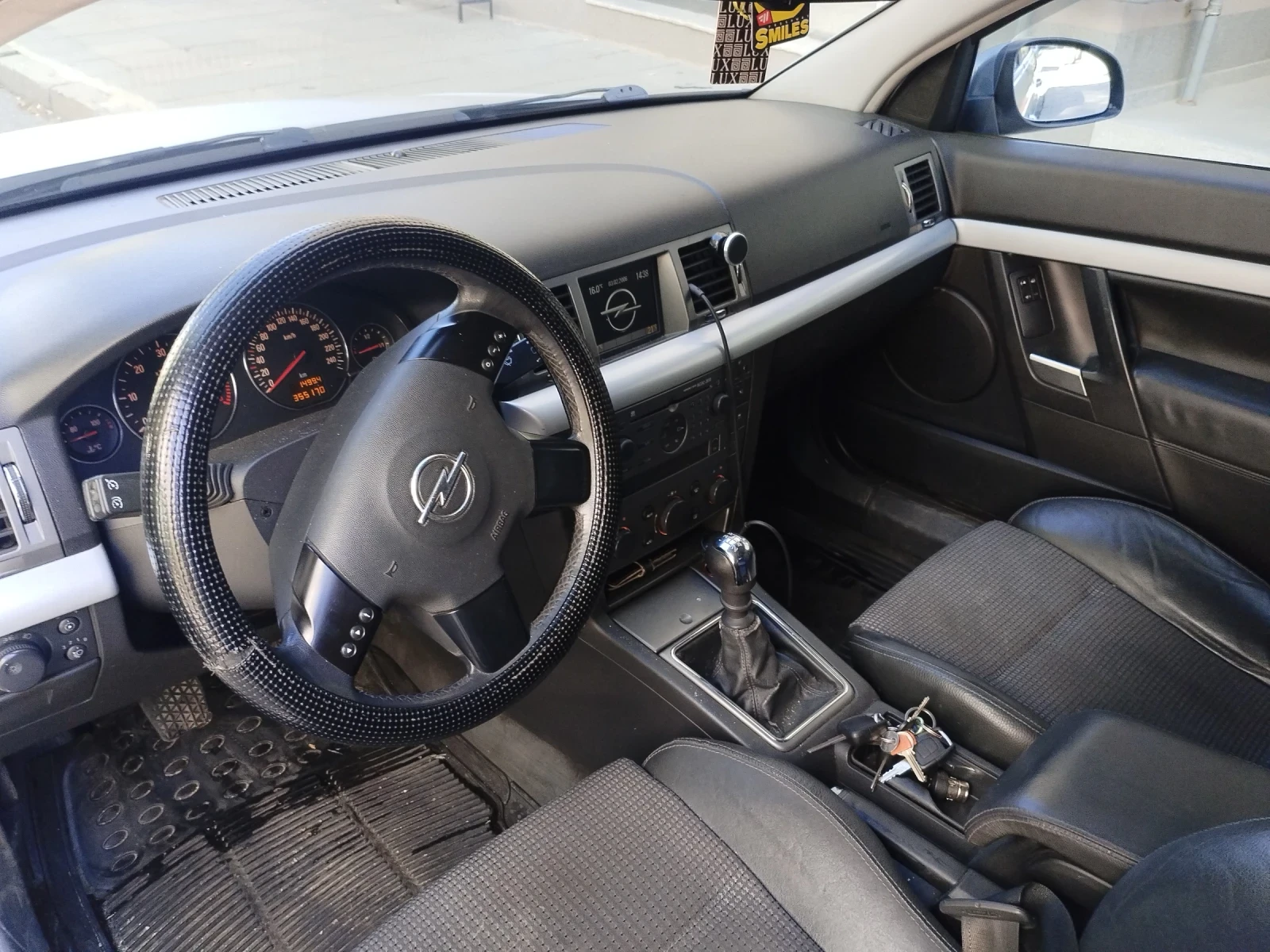 Opel Signum 2.2DTI - изображение 8